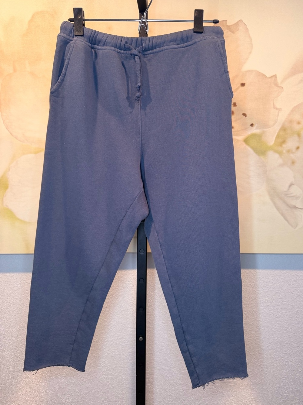 Frank & Eileen Tee Lab Cropped Sweatpant in Slate Blue